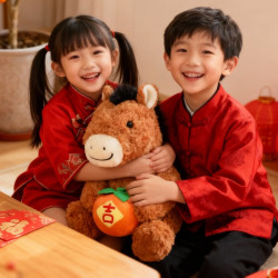 2026馬年吉祥物公仔馬上有錢玩偶生肖布娃娃抱枕新年擺件禮物