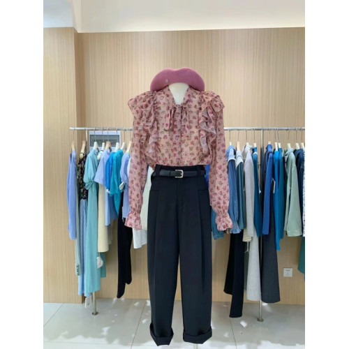 法式溫柔甜美粉色碎花襯衫女春季新款荷葉邊飄帶立領時尚漂亮小衫