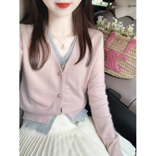 秋冬穿搭上衣粉色假兩件打底衫毛衣女秋冬小個子設計感小衆針織衫