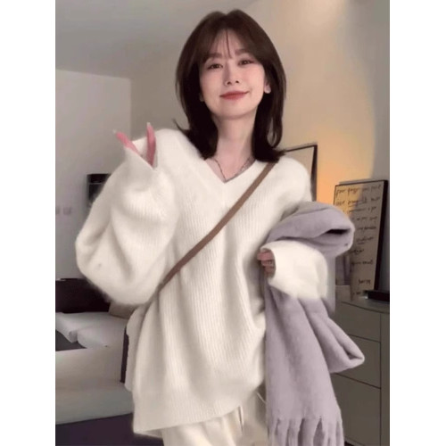 慵懶風軟糯粉色v領仿浣熊絨毛衣女冬季加厚奶fufu內搭針織衫上衣