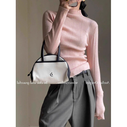 粉色半高領針織打底衫女秋冬高級感修身軟糯毛衣內搭別致絕美上衣