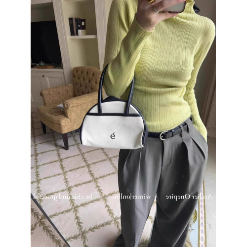 粉色半高領針織打底衫女秋冬高級感修身軟糯毛衣內搭別致絕美上衣