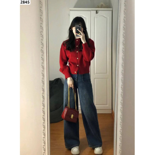 紅色新年毛衣外套女秋冬2024新款今年流行爆款內搭龍年本命年開衫