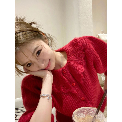 別致漂亮新年紅色娃娃領針織開衫女秋冬高級感馬海毛毛衣外套上衣