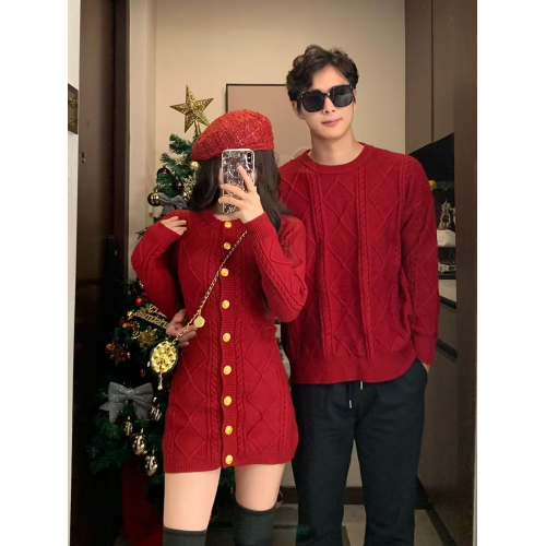 新年情侶裝秋冬法式復古高級感小香風毛衣韓版針織連衣裙韓版顯瘦