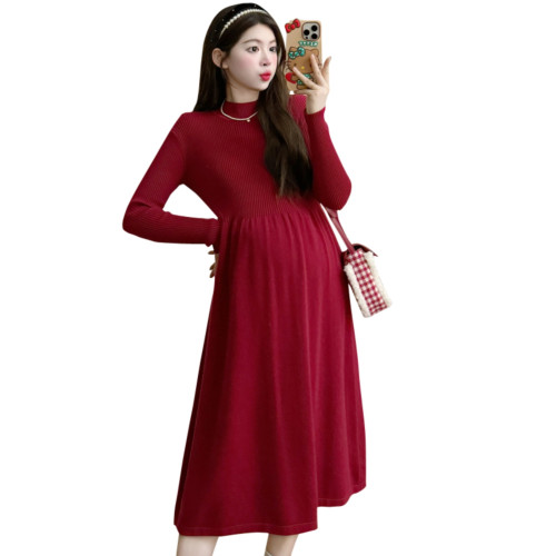 孕婦聖誕新年本命年紅色針織連衣裙女秋冬小個子配大衣打底毛衣裙