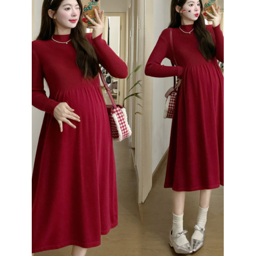 孕婦聖誕新年本命年紅色針織連衣裙女秋冬小個子配大衣打底毛衣裙
