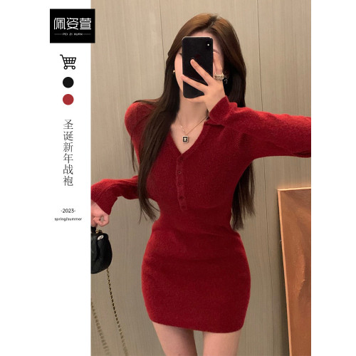 新年戰袍法式紅色針織連衣裙子女秋冬季2026新款高級感內搭包臀裙