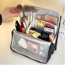 化妝包立式分區大容量刷子化妝品收納包2025新款旅行可攜式洗漱包