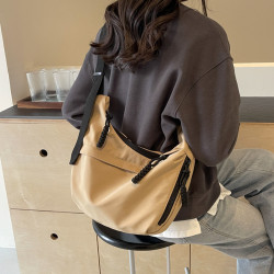 學生上課通勤女包女小衆新款單肩包時尚休閒大容量斜後後背包餃子包包