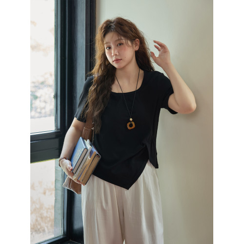 小儷大碼女裝 顯瘦十斤！遮肚抽皺不規則開叉U領正肩短袖T恤女夏