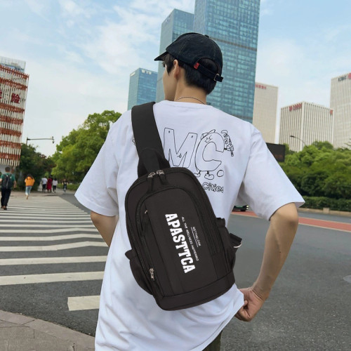 胸包女2026新款包包女士肩包男休閒單肩斜後後背包女士挎包大學生情侶