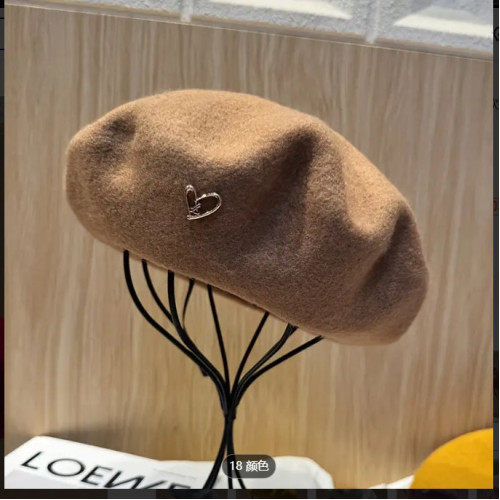 春秋新款帽子女高級感愛心金屬標保暖毛呢貝雷帽顯臉小甜美南瓜帽