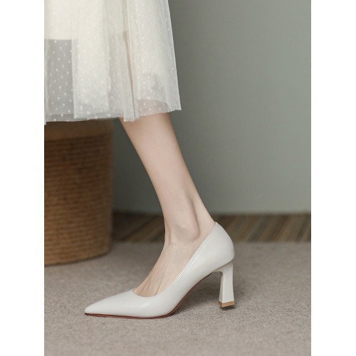 羊皮米白色尖頭高跟鞋女粗跟5公分2025年新款不累腳7公分面試單鞋