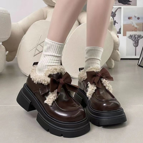 樂福鞋厚底加絨黑色英倫小皮鞋女款法式風巨好看棕色豆豆鞋一腳蹬