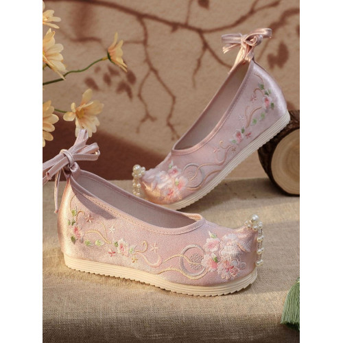 春夏新款漢服鞋子女翹頭綉花鞋演出古風刺綉古裝弓鞋老北京布鞋女 春夏新款漢服鞋子女翹頭綉花鞋演出古風刺綉古裝弓鞋老北京布鞋女