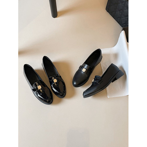 2025新款英倫風樂福鞋女黑色工作一腳蹬山茶花金幣小皮鞋百搭單鞋