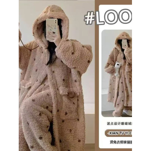 秋冬季2025新款睡衣女珊瑚絨保暖卡通小熊外袍加絨加厚睡袍家居服