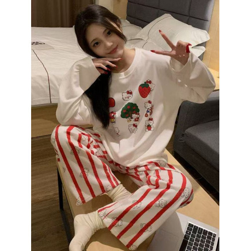 撞色圓領德絨睡衣套裝女春秋長袖長褲寬鬆休閒冬季卡通刺綉家居服