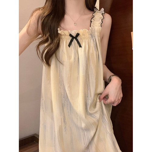 2025新款吊帶睡裙夏季帶胸墊睡衣女士夏天大碼200斤可外穿家居服 2025新款吊帶睡裙夏季帶胸墊睡衣女士夏天大碼200斤可外穿家居服