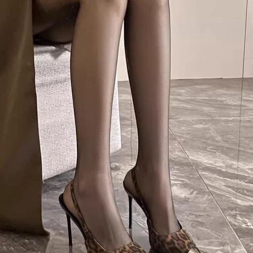 大碼女鞋41一43金屬鐵頭豹紋細跟尖頭高跟鞋女小衆設計感淺口單鞋 大碼女鞋41一43金屬鐵頭豹紋細跟尖頭高跟鞋女小衆設計感淺口單鞋