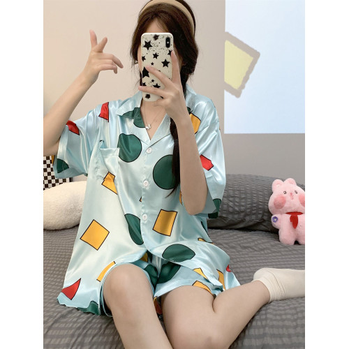 蠟筆小新同款睡衣女夏季冰絲短袖短褲學生寬鬆大碼夏季家居服套裝 蠟筆小新同款睡衣女夏季冰絲短袖短褲學生寬鬆大碼夏季家居服套裝