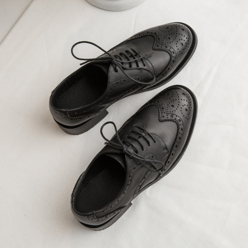 小皮鞋女2025新款復古英倫風雕花真皮系帶粗跟春秋單鞋布洛克女鞋