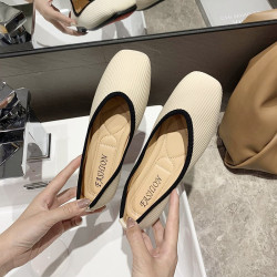 大碼女鞋腳寬胖妹妹41一43平底單鞋2025春款軟底舒適孕婦豆豆鞋40