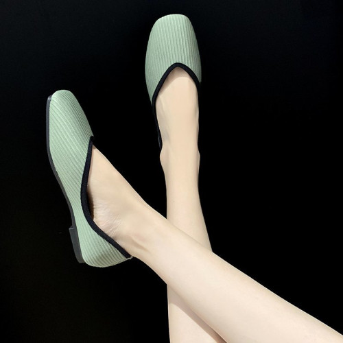 大碼女鞋腳寬胖妹妹41一43平底單鞋2025春款軟底舒適孕婦豆豆鞋40