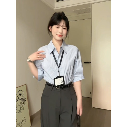 法式藍色條紋襯衫女夏季新款簡約高級感通勤職業面試氣質小衆襯衣