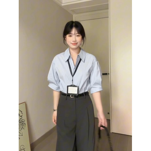 法式藍色條紋襯衫女夏季新款簡約高級感通勤職業面試氣質小衆襯衣