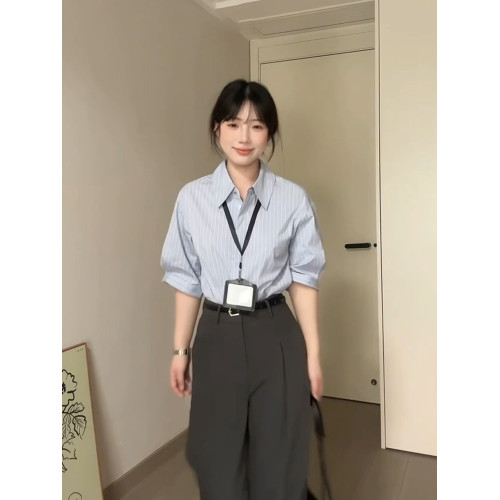 法式藍色條紋襯衫女夏季新款簡約高級感通勤職業面試氣質小衆襯衣