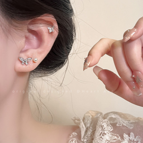 蝴蝶珍珠套裝耳釘女輕奢小衆高級感耳骨釘耳飾品2026新款爆款耳環