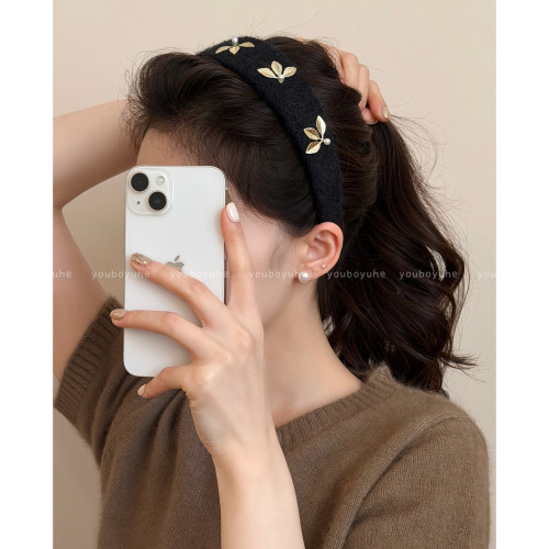 一葉知秋~復古美拉德毛呢髮箍女高級感洋氣時尚頭箍日常外戴髮飾 一葉知秋~復古美拉德毛呢髮箍女高級感洋氣時尚頭箍日常外戴髮飾