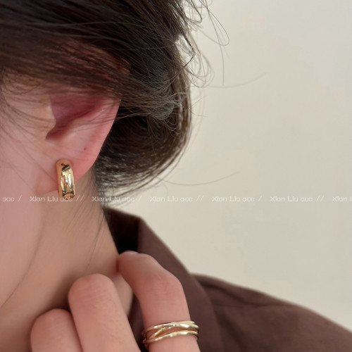 金色圓圈耳環2026新款爆款高級感耳釘耳圈蚊香盤耳夾女無耳洞耳飾 金色圓圈耳環2026新款爆款高級感耳釘耳圈蚊香盤耳夾女無耳洞耳飾