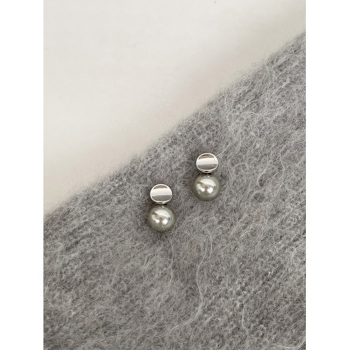 DOUDOUSTORE中性灰清冷灰珍珠耳釘日常百搭通勤耳環耳飾簡約女 DOUDOUSTORE中性灰清冷灰珍珠耳釘日常百搭通勤耳環耳飾簡約女