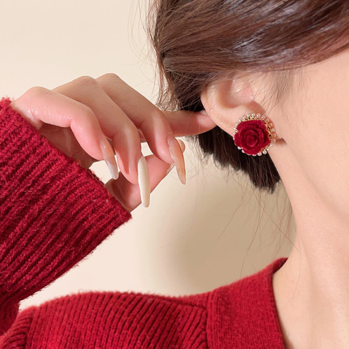 紅色花朵珍珠耳釘女輕奢高級感氣質耳環新款2026爆款新年喜慶耳飾