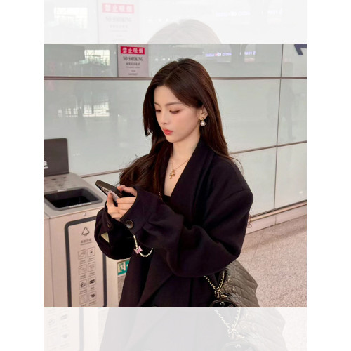 明星同款粉光珍珠耳環法式復古高級感耳飾氣質耳釦2025新款耳墜女 明星同款粉光珍珠耳環法式復古高級感耳飾氣質耳釦2025新款耳墜女