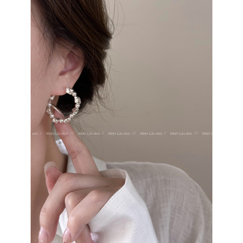 小衆獨特熔巖珍珠圈圈耳環2026新款爆款高級感耳釘女百搭耳圈耳飾