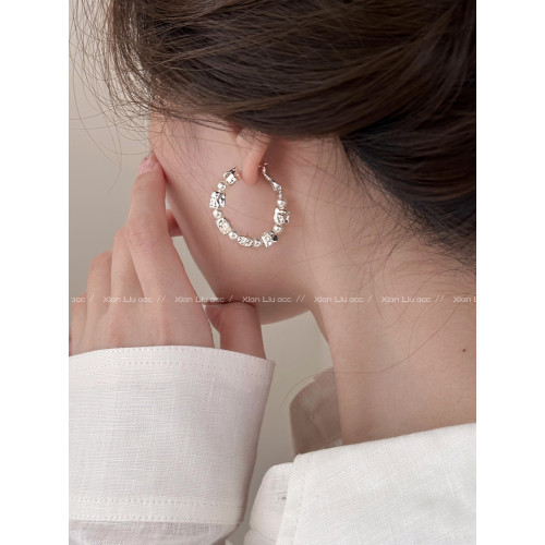 小衆獨特熔巖珍珠圈圈耳環2026新款爆款高級感耳釘女百搭耳圈耳飾