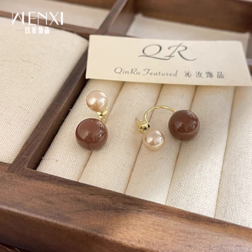 紅豆豆耳釘女小衆設計感高級兩戴適合過年的耳環時尚洋氣新年耳飾