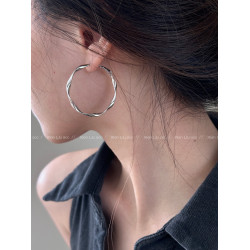 莫比烏斯環大耳圈女小衆獨特耳環2025新款爆款高級感耳釘氣質耳飾