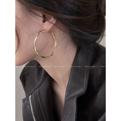 莫比烏斯環大耳圈女小衆獨特耳環2025新款爆款高級感耳釘氣質耳飾