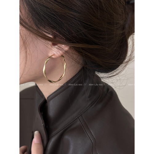 莫比烏斯環大耳圈女小衆獨特耳環2025新款爆款高級感耳釘氣質耳飾