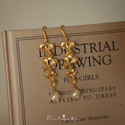 「赫爾墨斯」vintage復古法式文藝鎏金高級小衆花朵珍珠耳環/耳夾