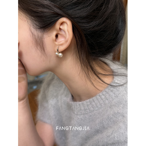 方糖家 溫柔摩卡慕斯珍珠耳環小櫻桃耳釦2026新款輕奢小衆耳環女