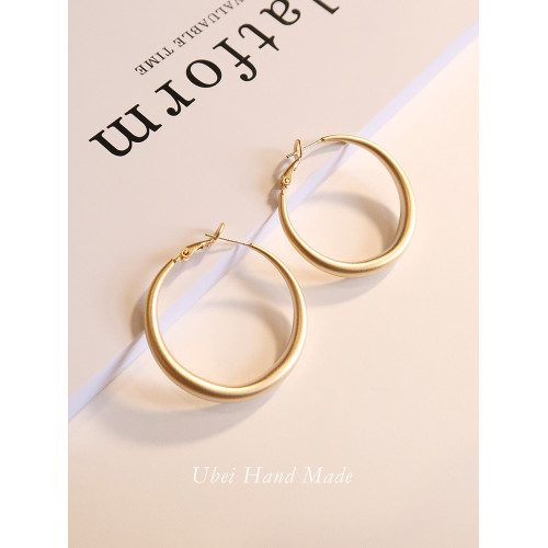 有北手作 大圈耳環女設計感歐美啞光磨砂圓耳圈2026新款潮耳夾