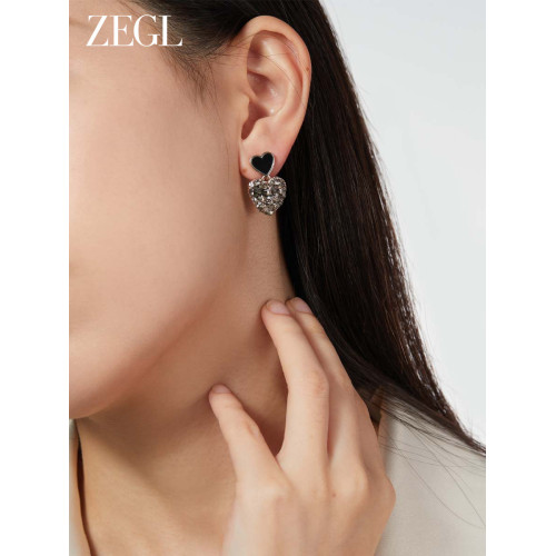 ZEGL法式黑色愛心耳環女新款爆款耳墜高級耳釘復古銀針春季耳飾
