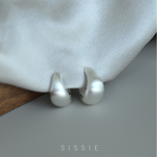 高級感銀色拉絲水滴形耳圈素圈蚊香盤耳夾無耳洞女簡約耳飾耳環 高級感銀色拉絲水滴形耳圈素圈蚊香盤耳夾無耳洞女簡約耳飾耳環