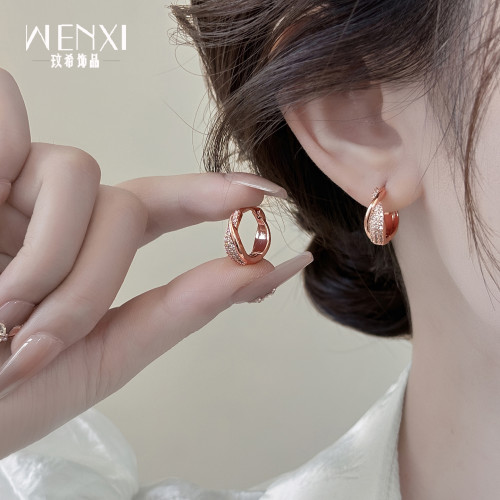玫瑰金交叉圈圈耳釦高級輕奢小衆獨特漂亮耳環2026新款爆款耳飾女